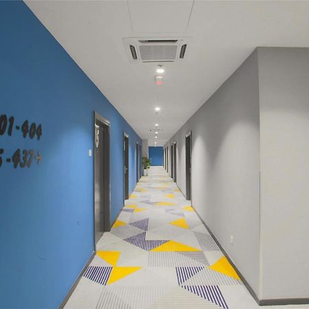 Fives Hotel Dnp Johor Bahru Esterno foto