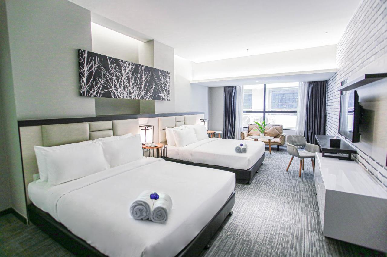 Fives Hotel Dnp Johor Bahru Esterno foto