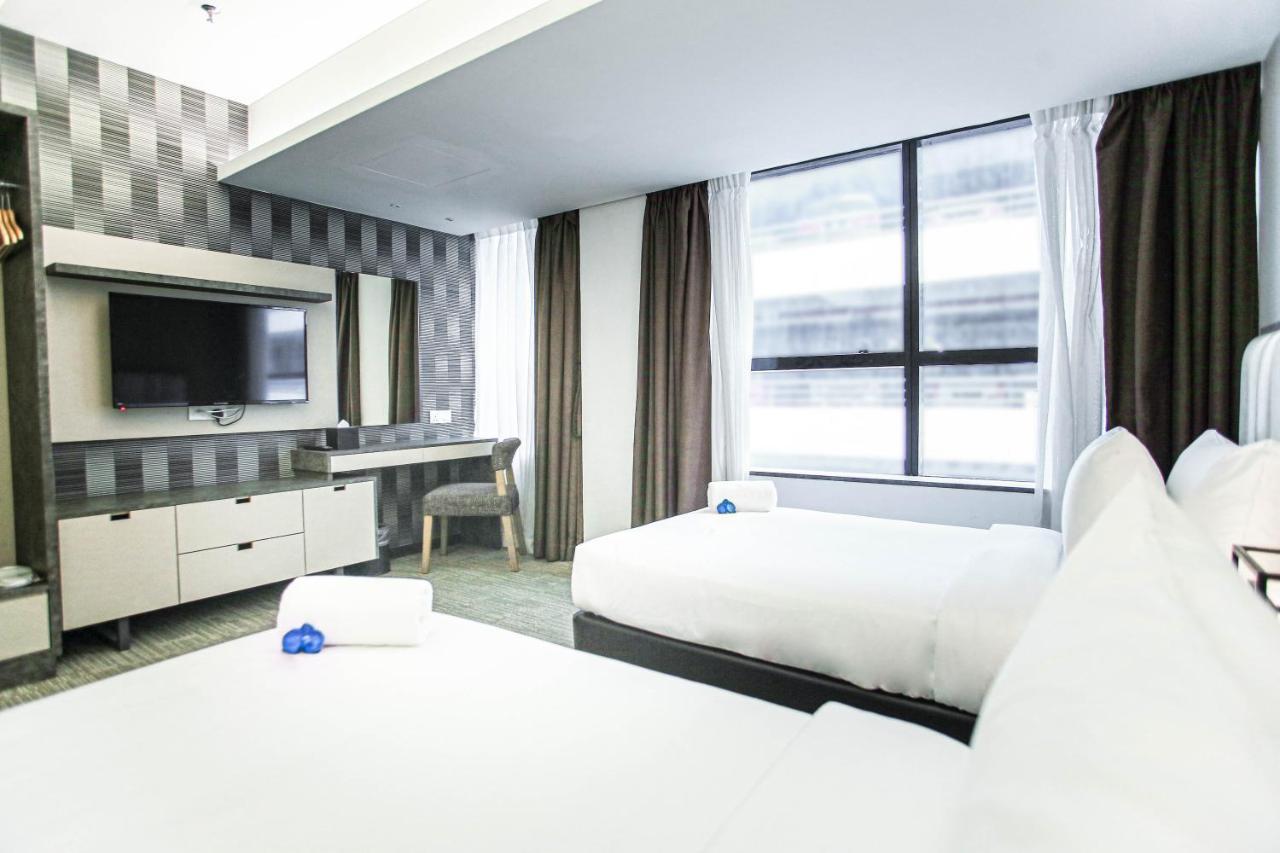 Fives Hotel Dnp Johor Bahru Esterno foto