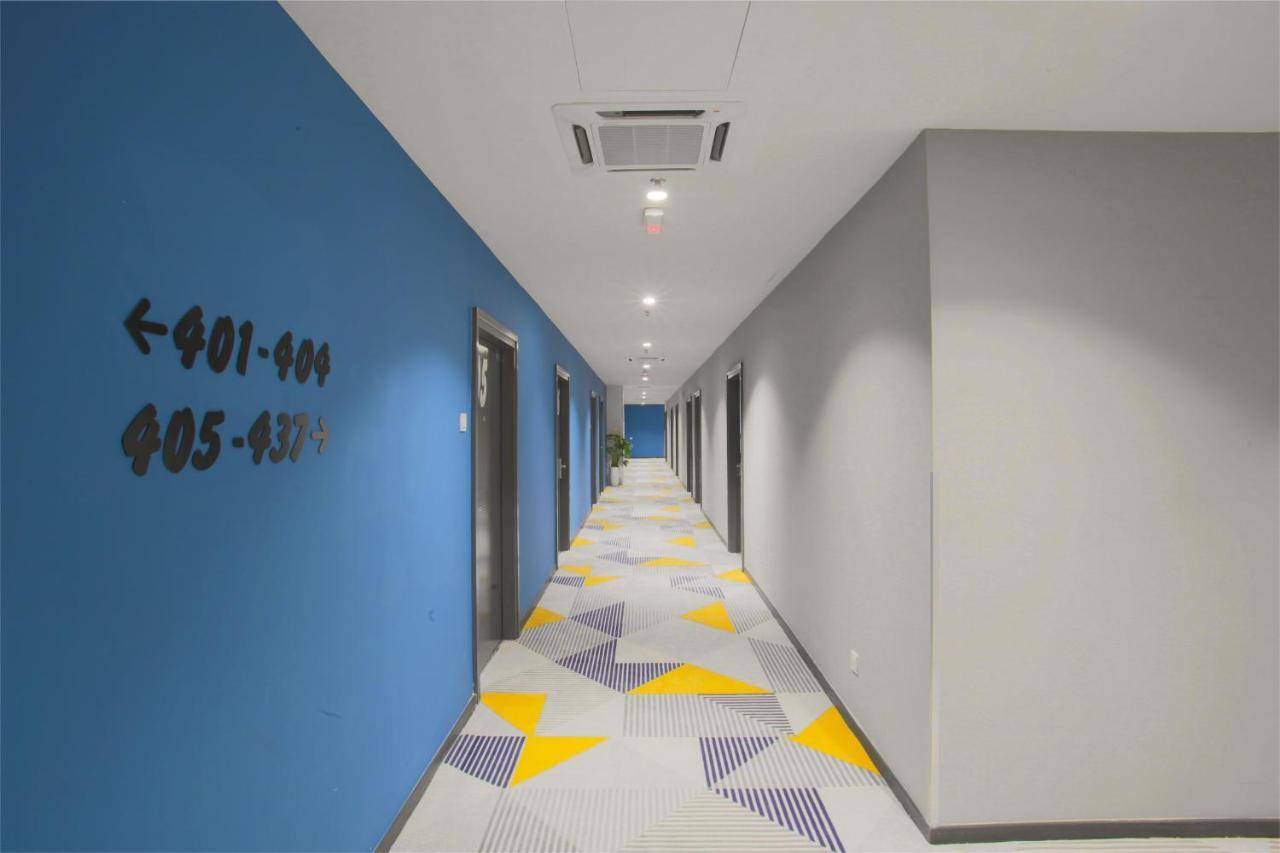 Fives Hotel Dnp Johor Bahru Esterno foto