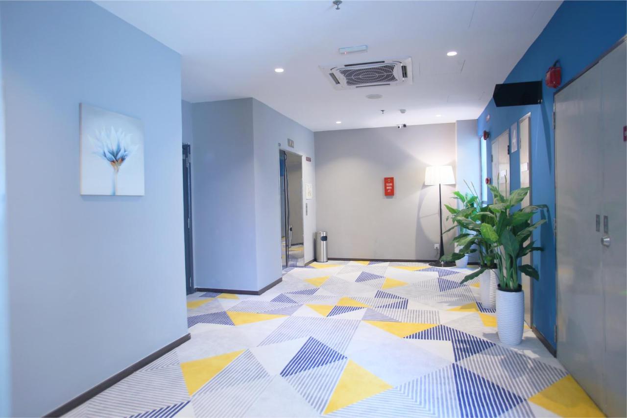 Fives Hotel Dnp Johor Bahru Esterno foto